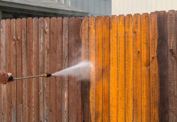 Fence Power Washing in Niles