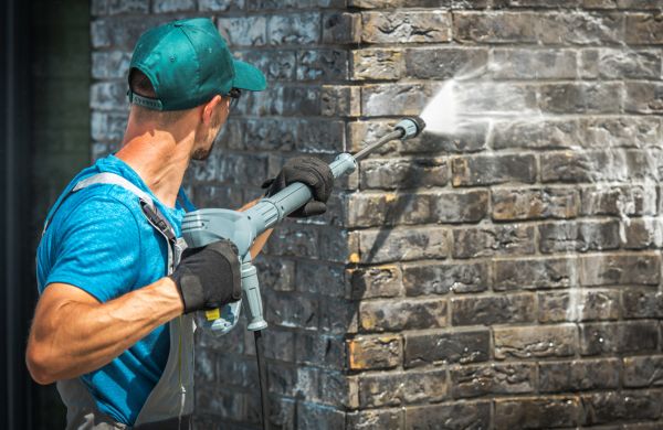 Commercial Building Washing in Niles