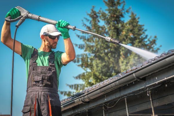 Cost of Gutter Washing in Niles