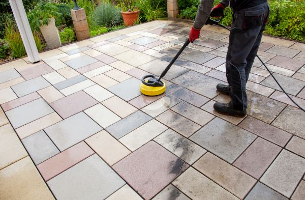 Cost of Patio Washing in Niles