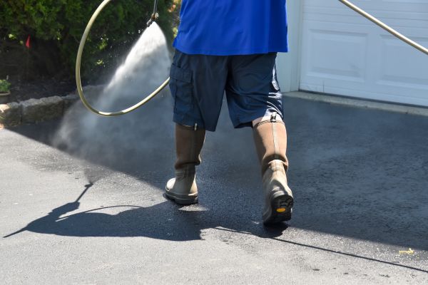 Cost of Asphalt Driveway Cleaning in Niles