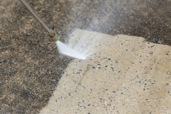 Deck Concrete Cleaning in Niles